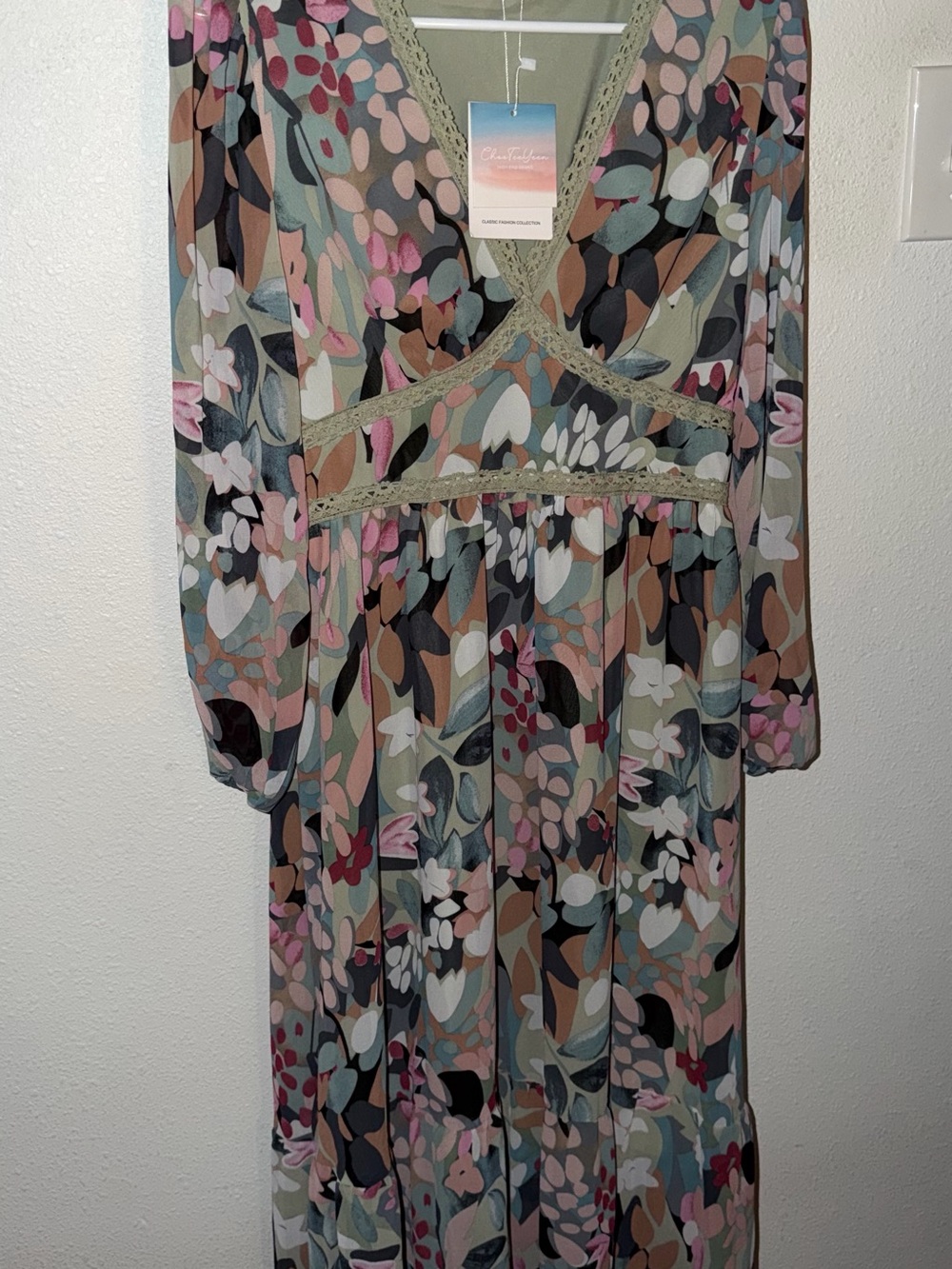 Green Floral Ankle Length Maxi Dress NWT Size M - Picture 11 of 11
